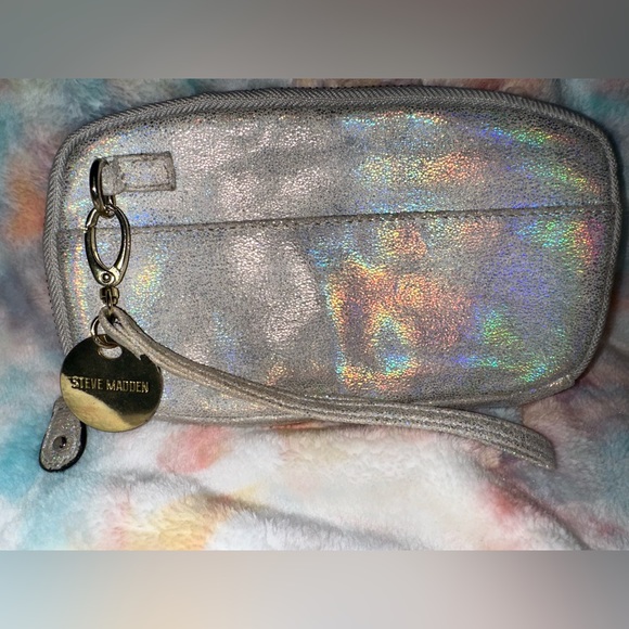 Steve Madden Holographic Zippy Wallet/Clutch Wristlet Strap - Picture 11 of 16